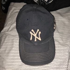 Vintage NY Yankees hat